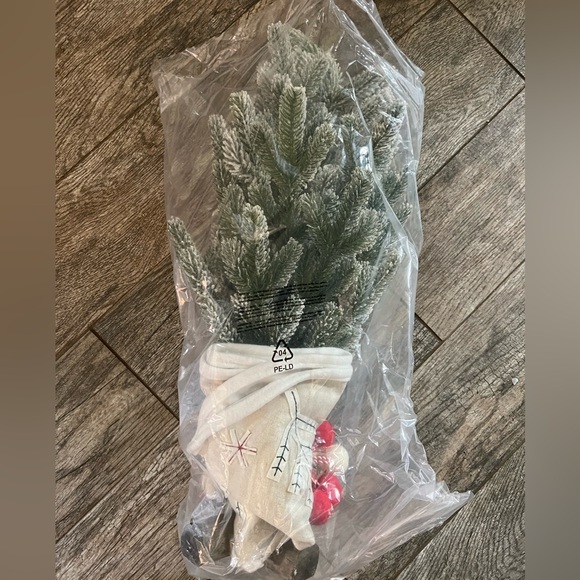 Crate and Barrel Kids Nordic Wee Christmas Tree Flocked Tree Skirt Colorful Ball - Picture 6 of 10